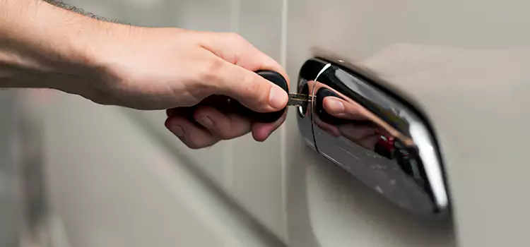 Why Choose Our Auto Locksmith Team in Lealman, FL?