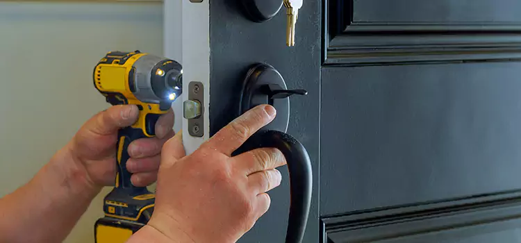 Mobile Automotive Locksmith Lealman