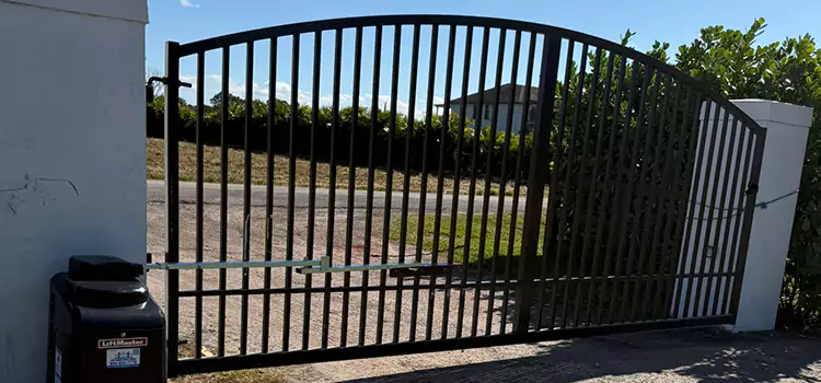 Driveway Fence Repair Lealman